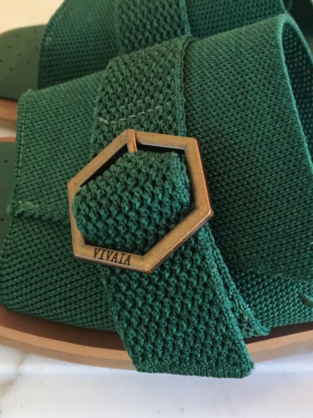 🆕 VIVAIA GREEN PILLOW TOP SLIDE SANDAL - Picture 6 of 14